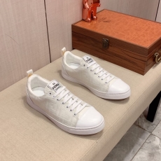 Fendi Low Shoes